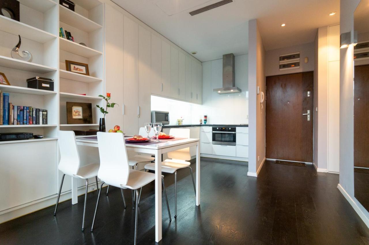 Secret Charm Fully Equipped Apt With Balcony Krakow Luaran gambar